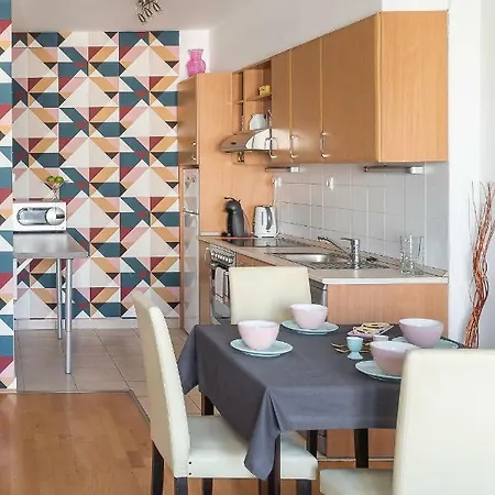Riverview Deluxe/garage&swimming Pool Free Apartment