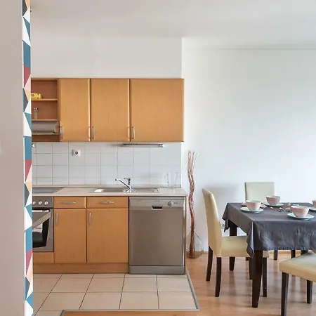 Riverview Deluxe/garage&swimming Pool Free Apartment Budapest